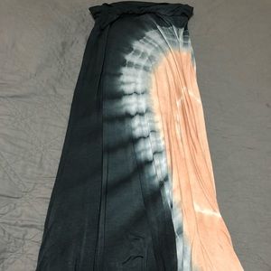 Venus Tie Dye Maxi Skirt !!